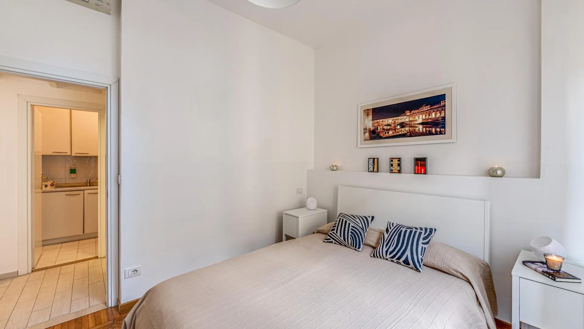 Florence Ponte Vecchio Apartment